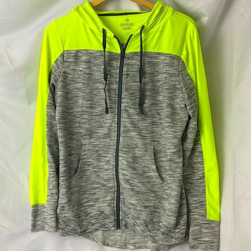 Zyia - Boyfriend Hoodie
